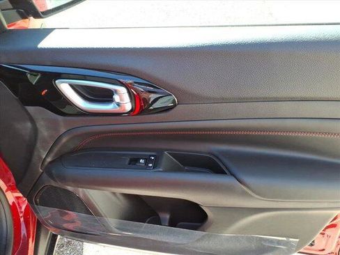 New 2026 Jeep Compass Trailhawk image 19