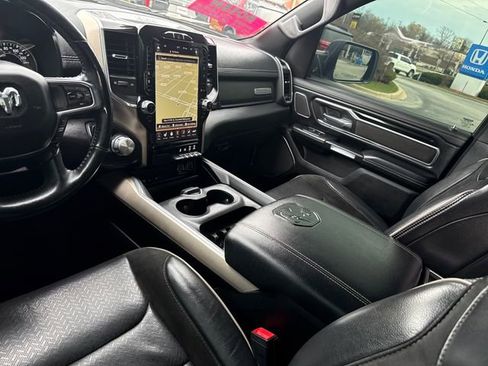 Used 2019 RAM 1500 Laramie image 24