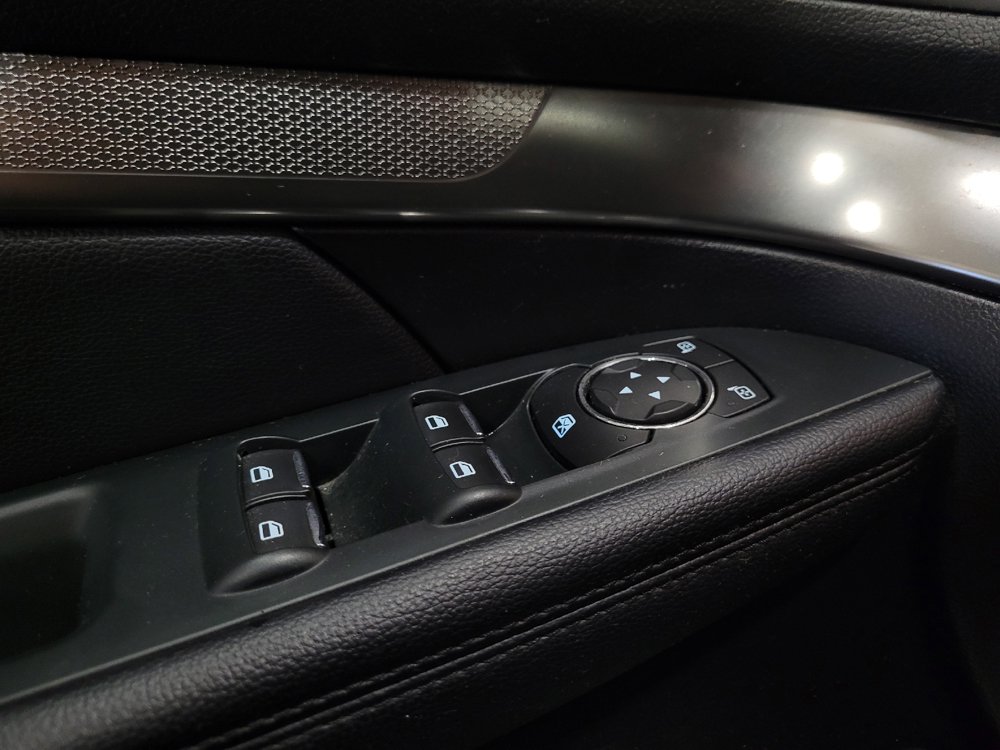 Used 2018 Ford Explorer XLT AWD/4WD image 27