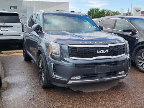 Certified 2022 Kia Telluride SX w/ Towing Package AWD/4WD image 19