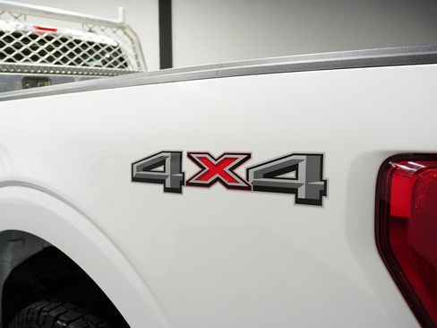 Used 2022 Ford F150 XL image 9