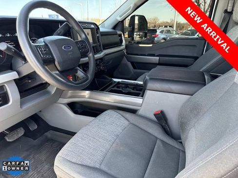 Used 2023 Ford F450 XLT w/ FX4 Off-Road Package image 13