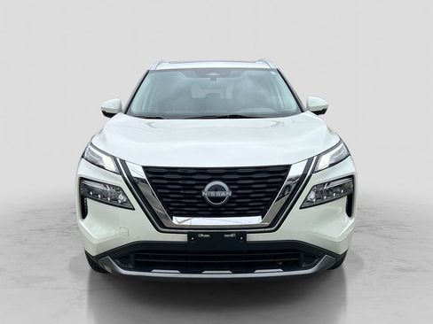 Used 2023 Nissan Rogue SL image 2