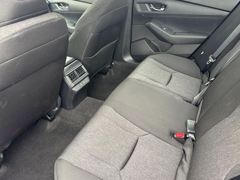 Certified 2025 Honda Accord LX image 26