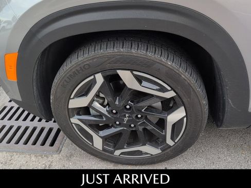 Used 2024 Kia Seltos SX AWD/4WD image 13