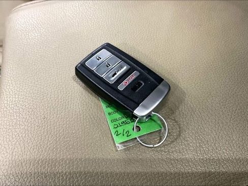 Used 2017 Acura MDX SH-AWD image 11