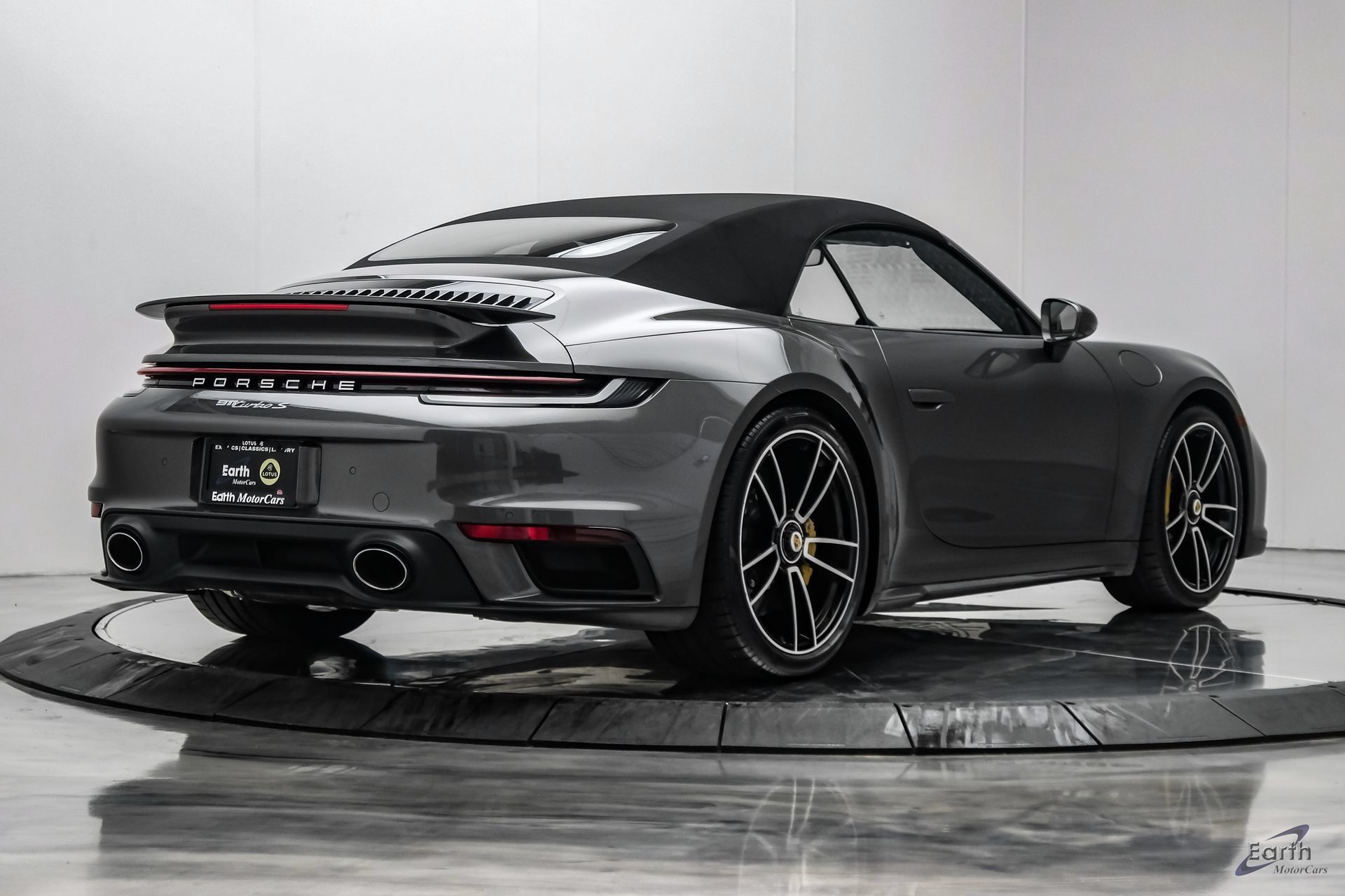 Used 2024 Porsche 911 Turbo S AWD/4WD image 22
