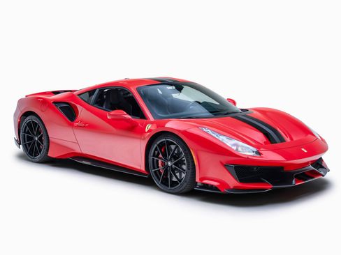 Used 2020 Ferrari 488 Pista Coupe RWD image 12