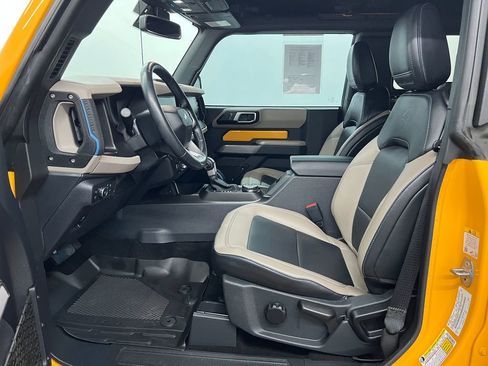 Used 2022 Ford Bronco Wildtrak image 4