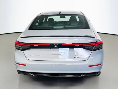Used 2024 Honda Accord Sport image 7