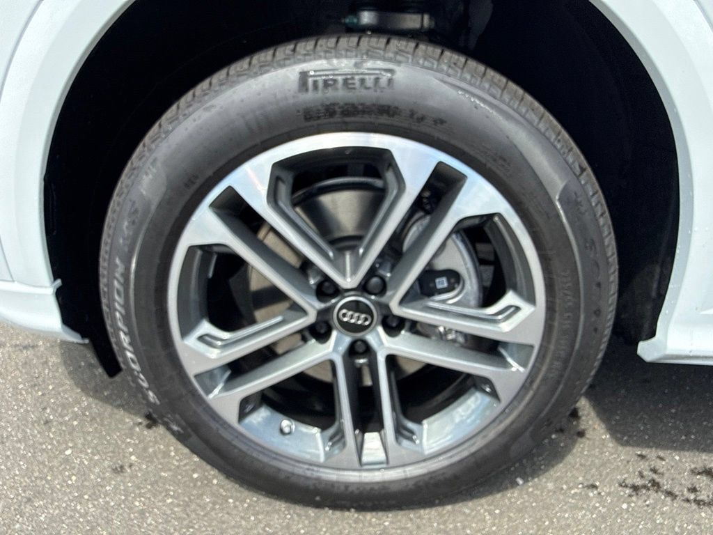 New 2026 Audi Q5 Premium Plus AWD/4WD image 10