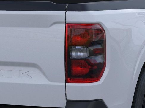 New 2026 Ford Maverick Lariat w/ Black Appearance Package image 42