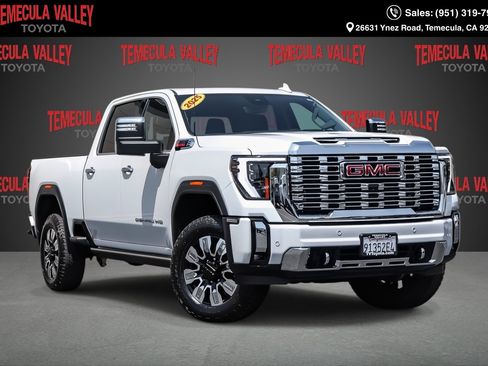Used 2025 GMC Sierra 2500 Denali w/ Denali Reserve Package AWD/4WD image 1