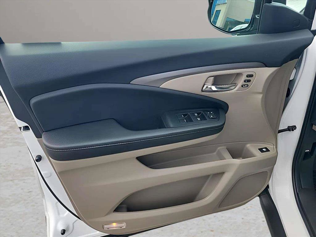 Used 2023 Honda Ridgeline RTL-E image 20