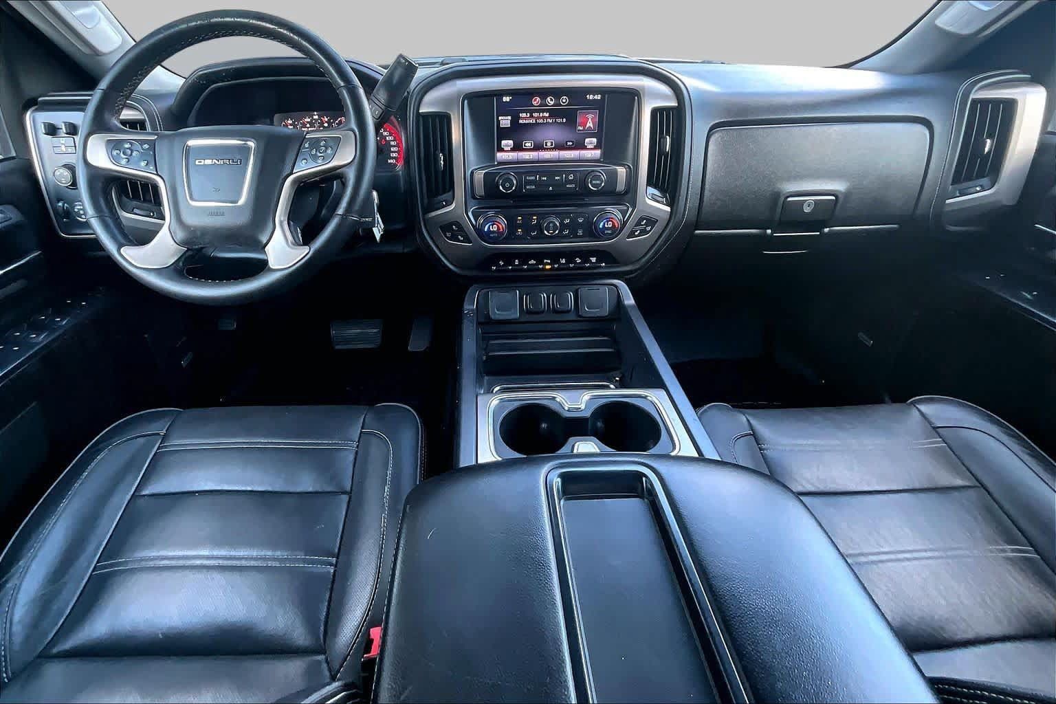 Used 2015 GMC Sierra 2500 Denali w/ Duramax Plus Package AWD/4WD image 16