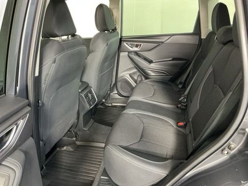 Used 2023 Subaru Forester Premium image 12