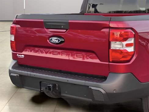 New 2026 Ford Maverick XLT image 38
