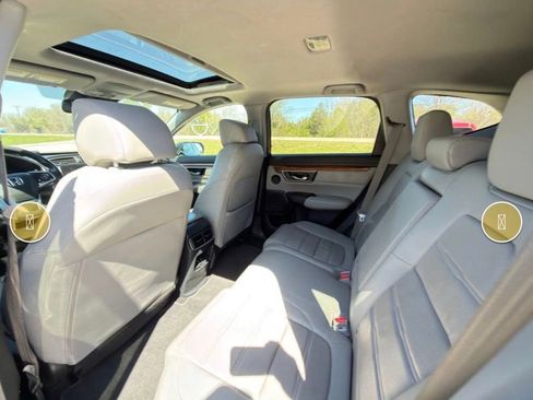 Used 2020 Honda CR-V Touring image 11