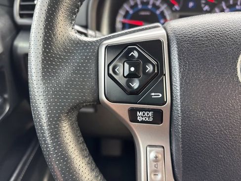 Used 2016 Toyota 4Runner SR5 image 8