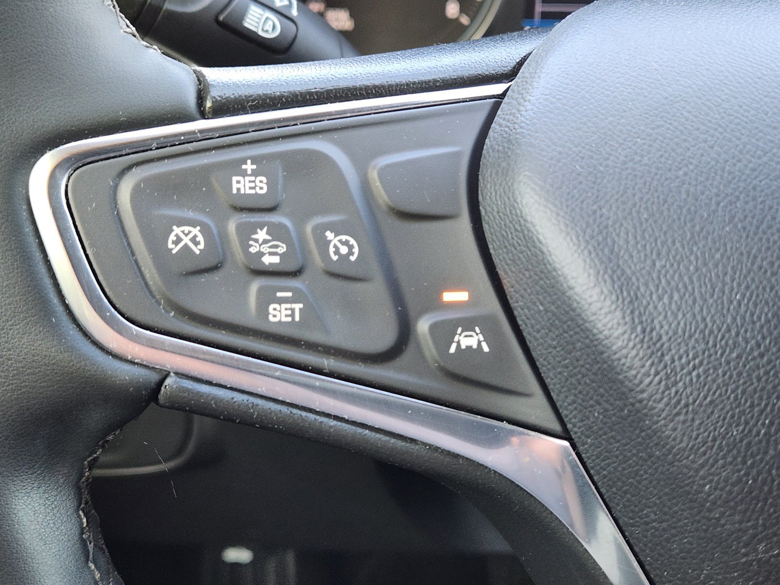 Used 2024 Chevrolet Equinox LT FWD image 21