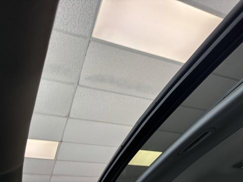 Used 2010 Honda CR-V EX-L image 19