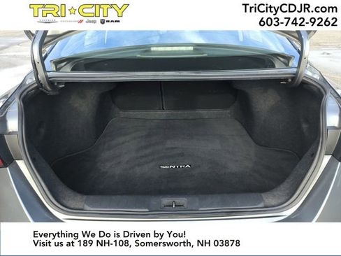 Used 2024 Nissan Sentra SV image 27