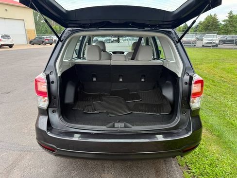 Used 2017 Subaru Forester 2.5i w/ Alloy Wheel Package AWD/4WD image 3