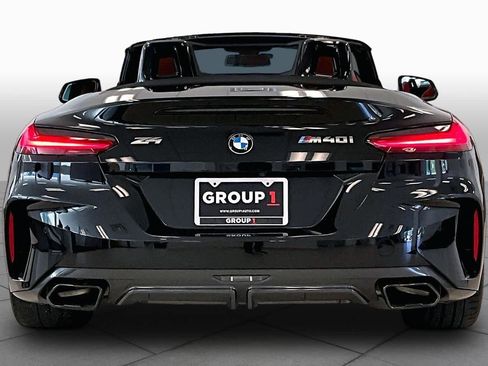 Used 2024 BMW Z4 M40i w/ Premium Package RWD image 4