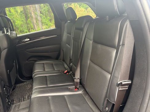 Used 2020 Jeep Grand Cherokee Overland AWD/4WD image 17