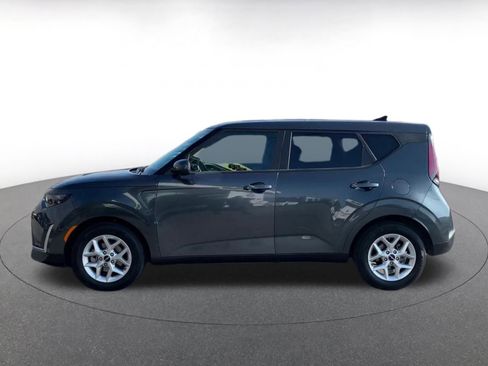 Used 2025 Kia Soul LX w/ LX Technology Package image 8
