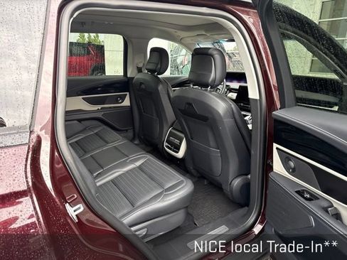 Used 2024 Lincoln Nautilus Reserve w/ Equipment Group 202A AWD/4WD image 10