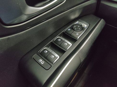 Used 2022 Kia Sorento S FWD image 27