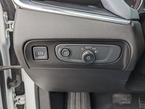 Used 2020 Buick Enclave Preferred FWD image 30