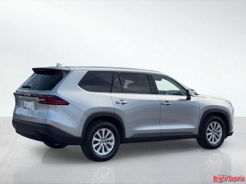 Certified 2025 Toyota Grand Highlander FWD image 5