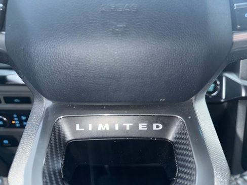 Used 2022 Ford F150 Limited image 23