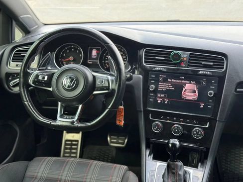 Used 2015 Volkswagen GTI S FWD image 15