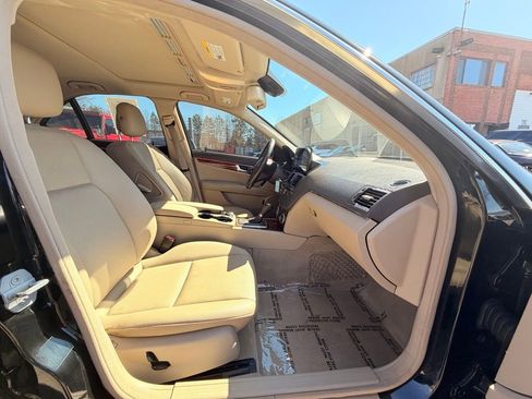 Used 2010 Mercedes-Benz C 300 C 300 image 13