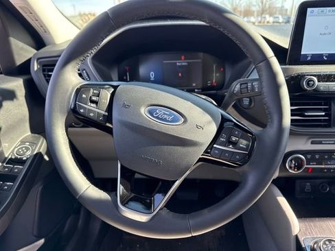 Used 2024 Ford Escape Active image 14
