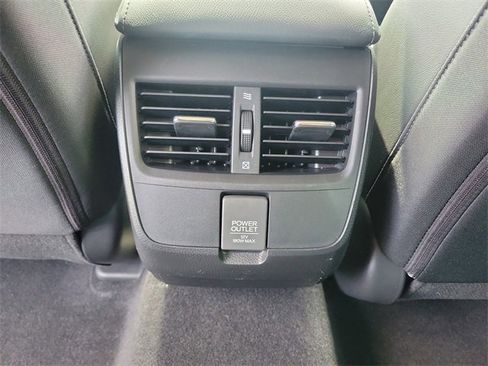 Certified 2019 Honda Clarity Plug-In Hybrid image 12