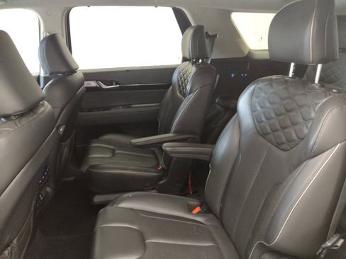 Used 2022 Hyundai Palisade Limited FWD image 18