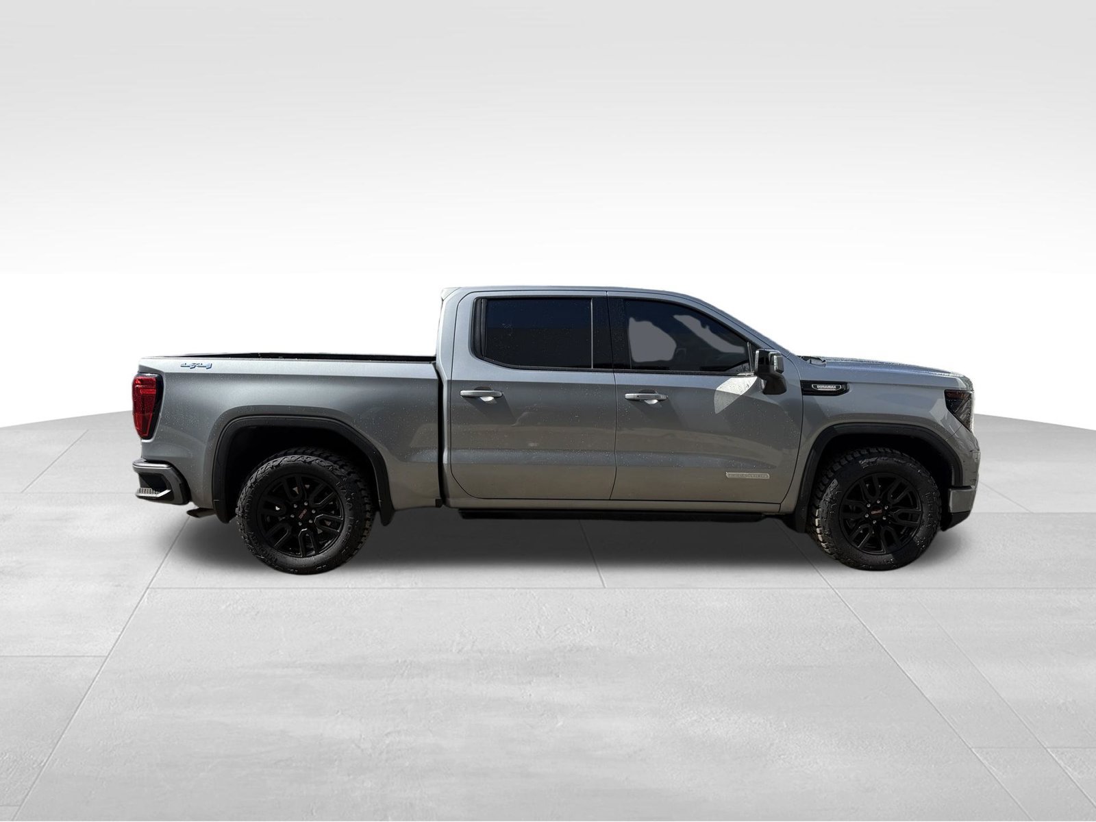 Used 2023 GMC Sierra 1500 Elevation w/ Elevation Premium Package AWD/4WD image 2