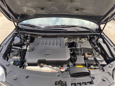 Used 2016 Toyota Avalon Limited FWD image 16