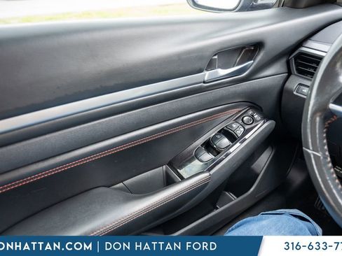 Used 2023 Nissan Altima 2.5 SR image 16