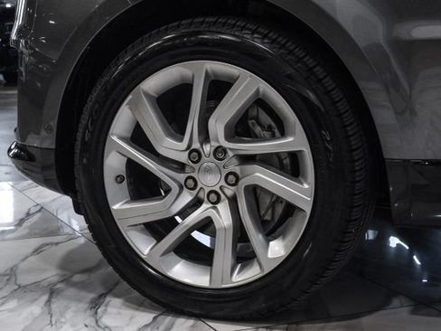 Used 2019 Land Rover Range Rover Sport HSE AWD/4WD image 54