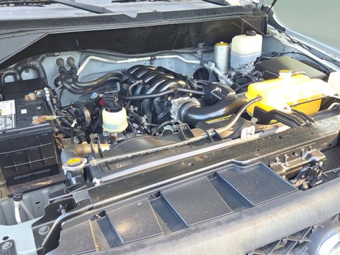 Used 2014 Nissan NV 3500 SV w/ Technology Package image 17