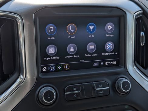 Used 2021 Chevrolet Silverado 1500 LT image 38