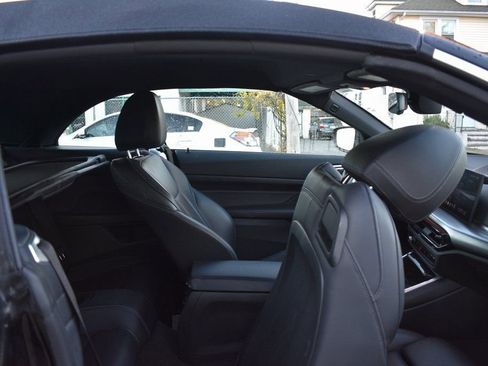 Used 2025 BMW 430i Convertible image 33