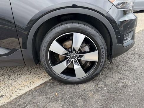 Used 2019 Volvo XC40 T5 Momentum AWD/4WD image 7