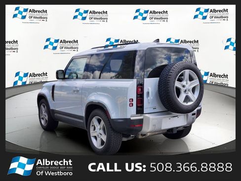 Used 2023 Land Rover Defender 90 SE AWD/4WD image 3