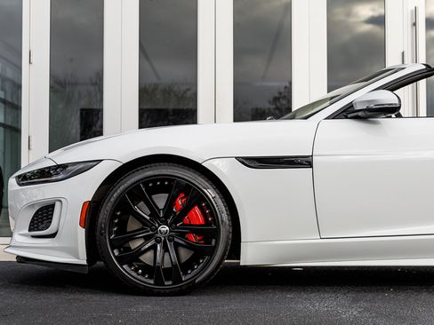 Used 2024 Jaguar F-TYPE R-Dynamic image 8